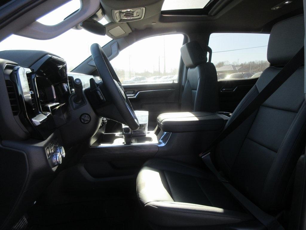 new 2025 GMC Sierra 1500 car, priced at $61,532