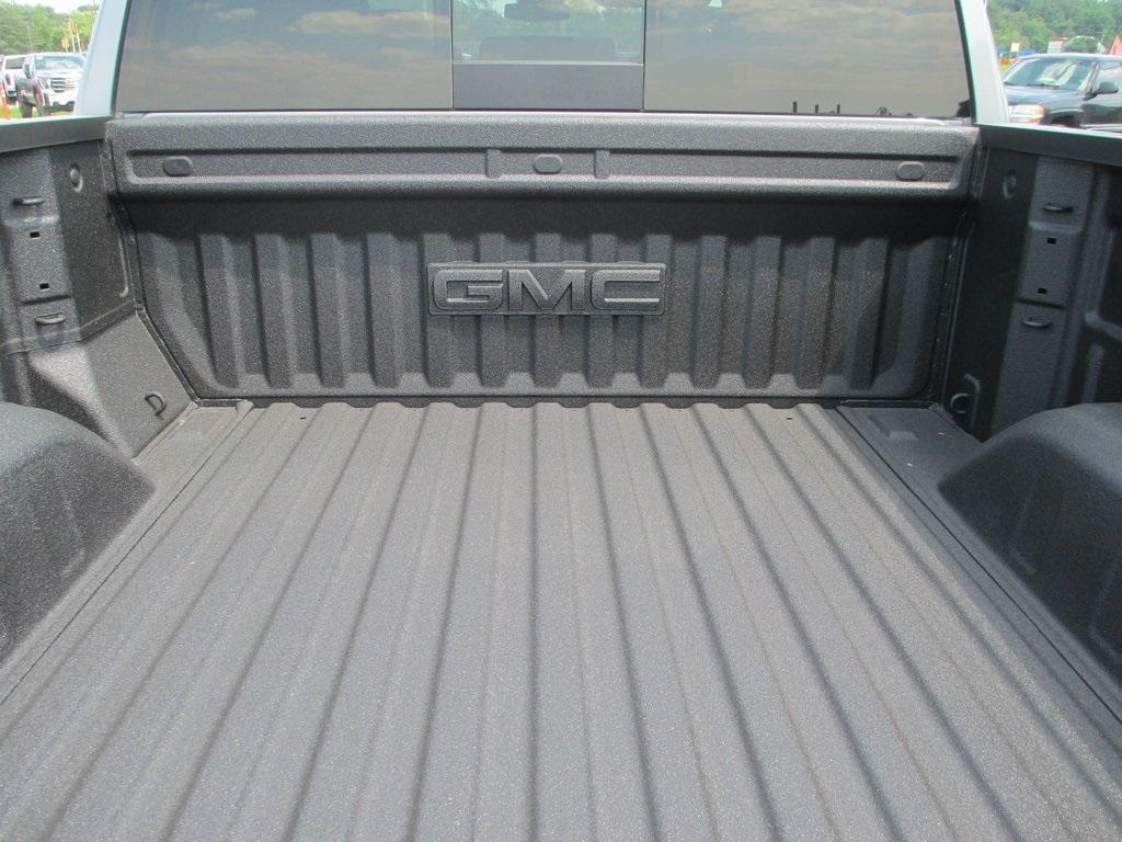 new 2025 GMC Sierra 1500 car, priced at $60,027
