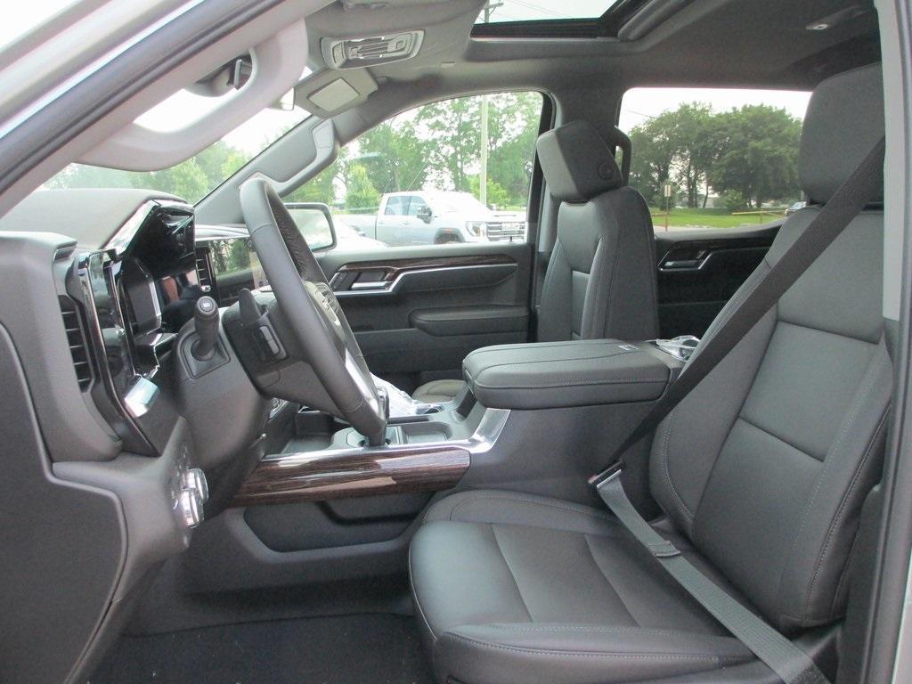 new 2025 GMC Sierra 1500 car, priced at $60,027