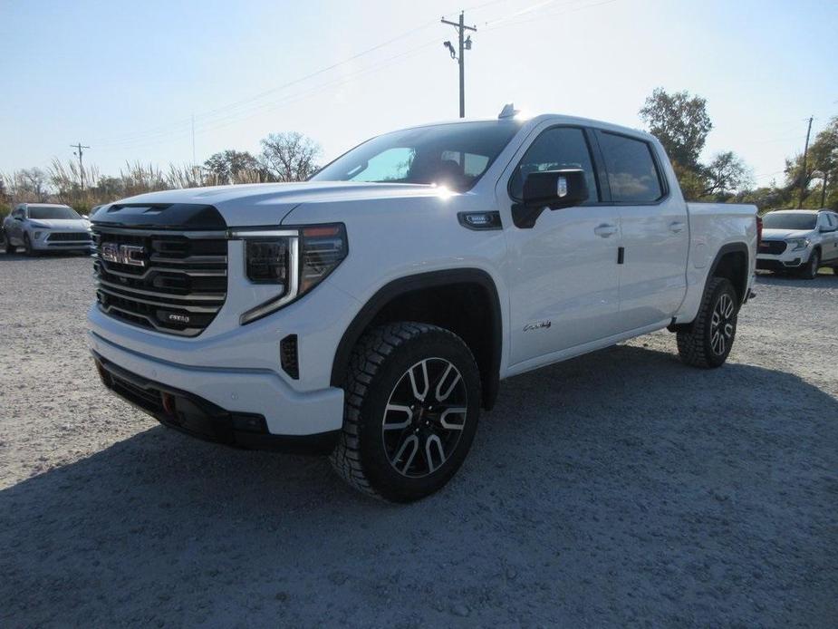 new 2025 GMC Sierra 1500 car, priced at $66,099