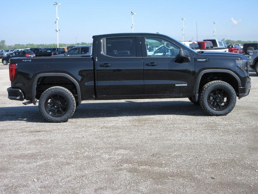 new 2025 GMC Sierra 1500 car, priced at $57,149