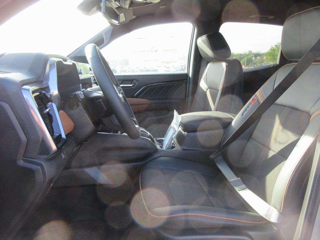 new 2025 GMC Canyon car, priced at $45,791