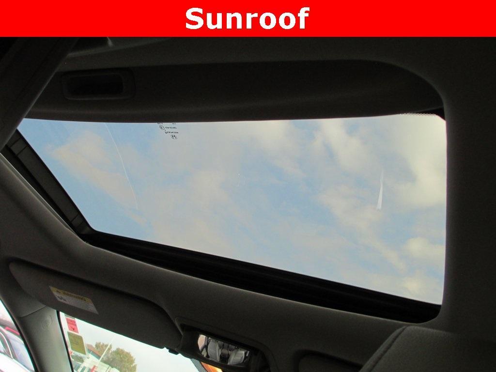 used 2018 Honda Odyssey car, priced at $19,995