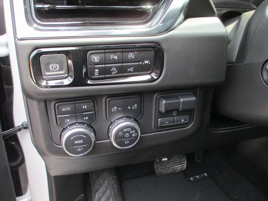 new 2025 GMC Yukon car, priced at $91,741