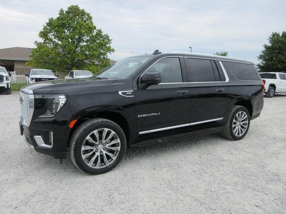 new 2024 GMC Yukon XL car, priced at $83,454