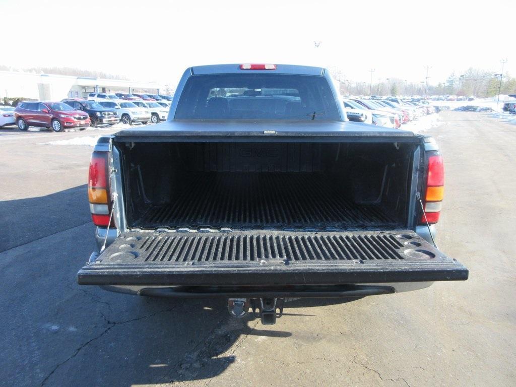 used 2006 GMC Sierra 1500 car, priced at $15,995