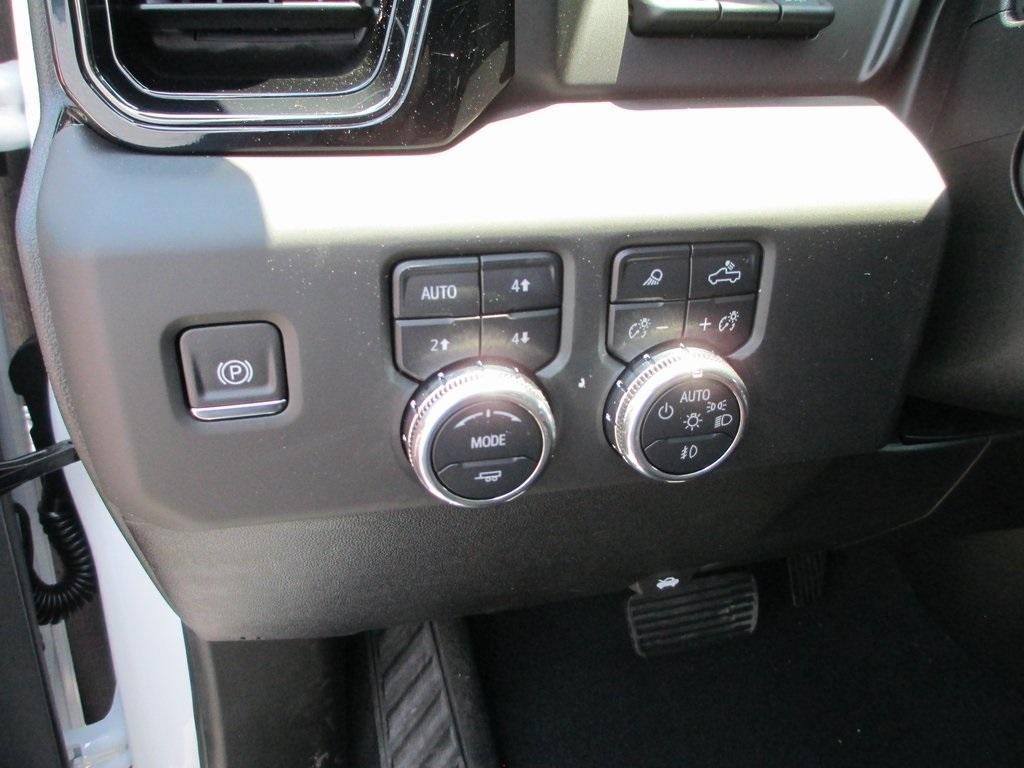 new 2025 GMC Sierra 1500 car, priced at $65,049