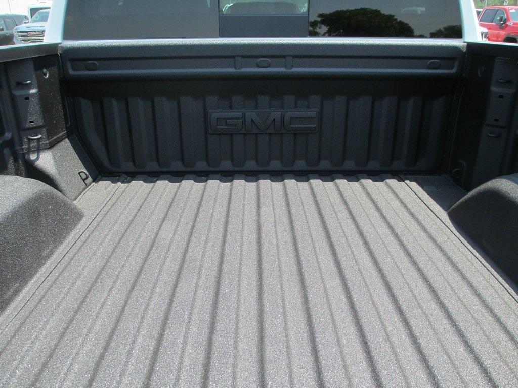 new 2025 GMC Sierra 1500 car, priced at $65,049