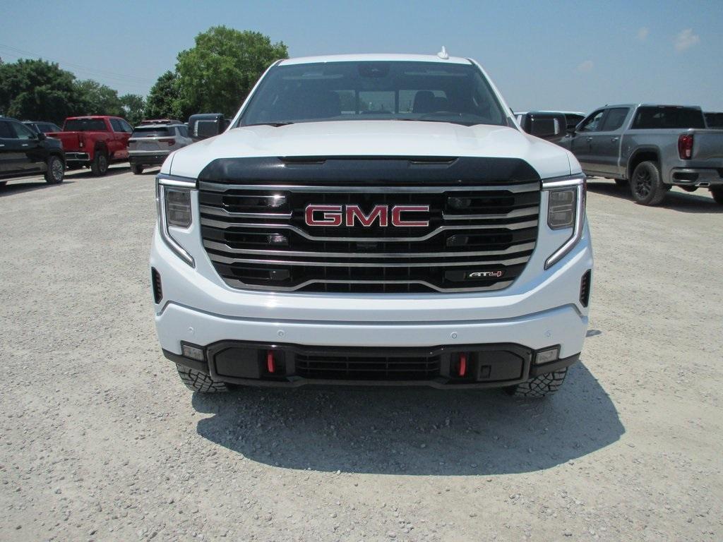 new 2025 GMC Sierra 1500 car, priced at $65,049