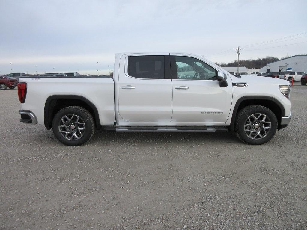 new 2025 GMC Sierra 1500 car, priced at $62,120