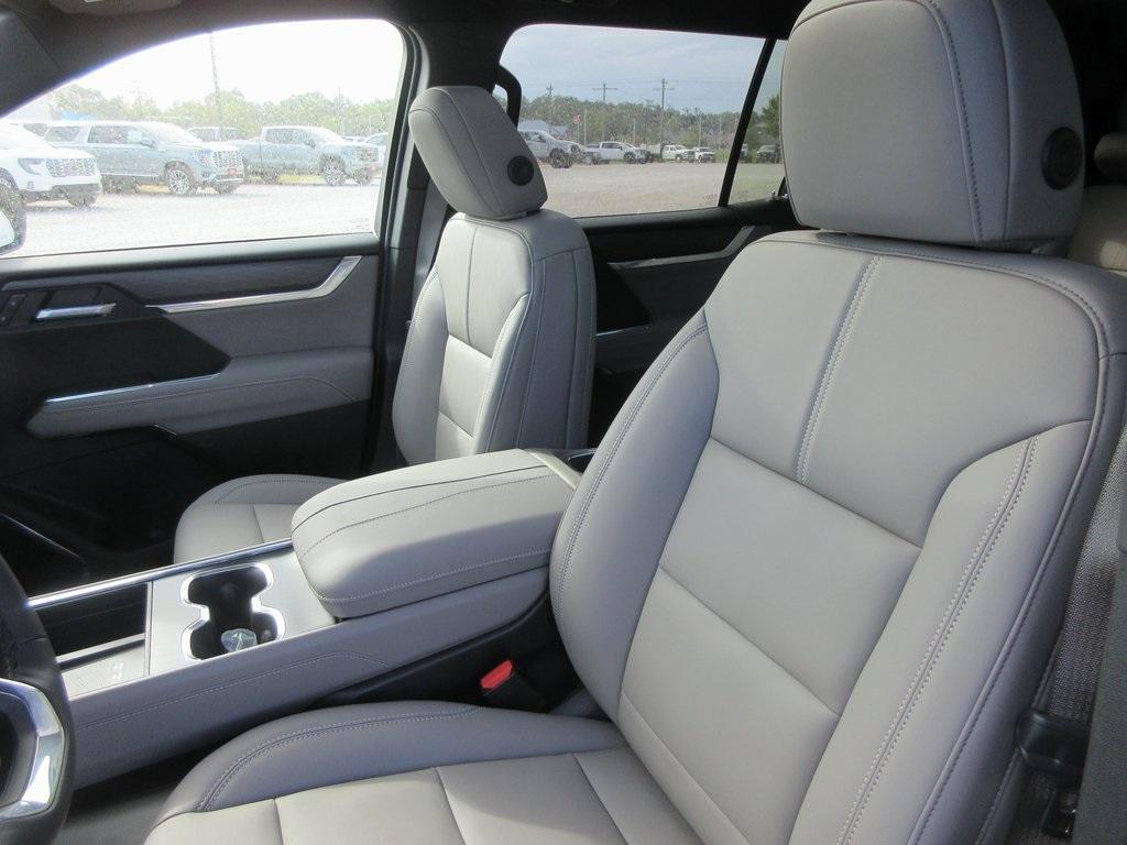 new 2026 GMC Acadia car, priced at $52,935