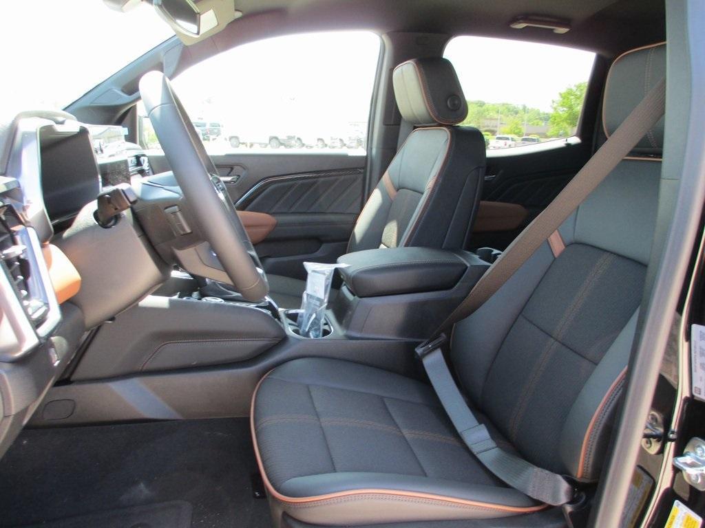 new 2025 GMC Canyon car, priced at $45,791