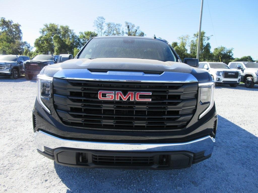 new 2025 GMC Sierra 1500 car, priced at $39,243