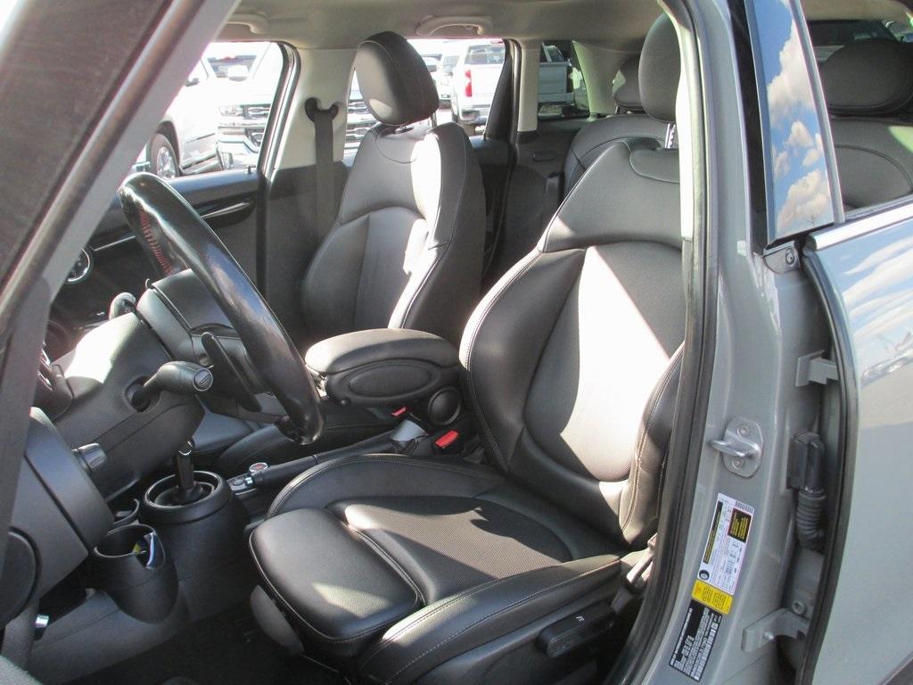 used 2020 MINI Hardtop car, priced at $17,995