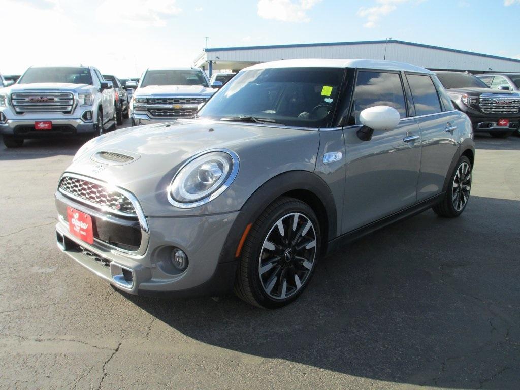 used 2020 MINI Hardtop car, priced at $17,995