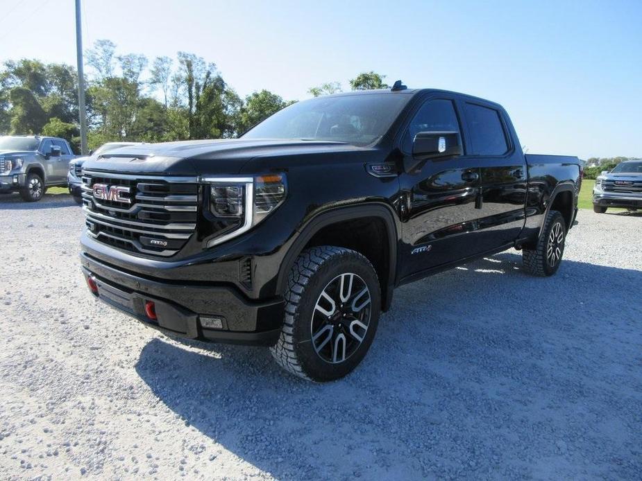 new 2025 GMC Sierra 1500 car, priced at $69,557