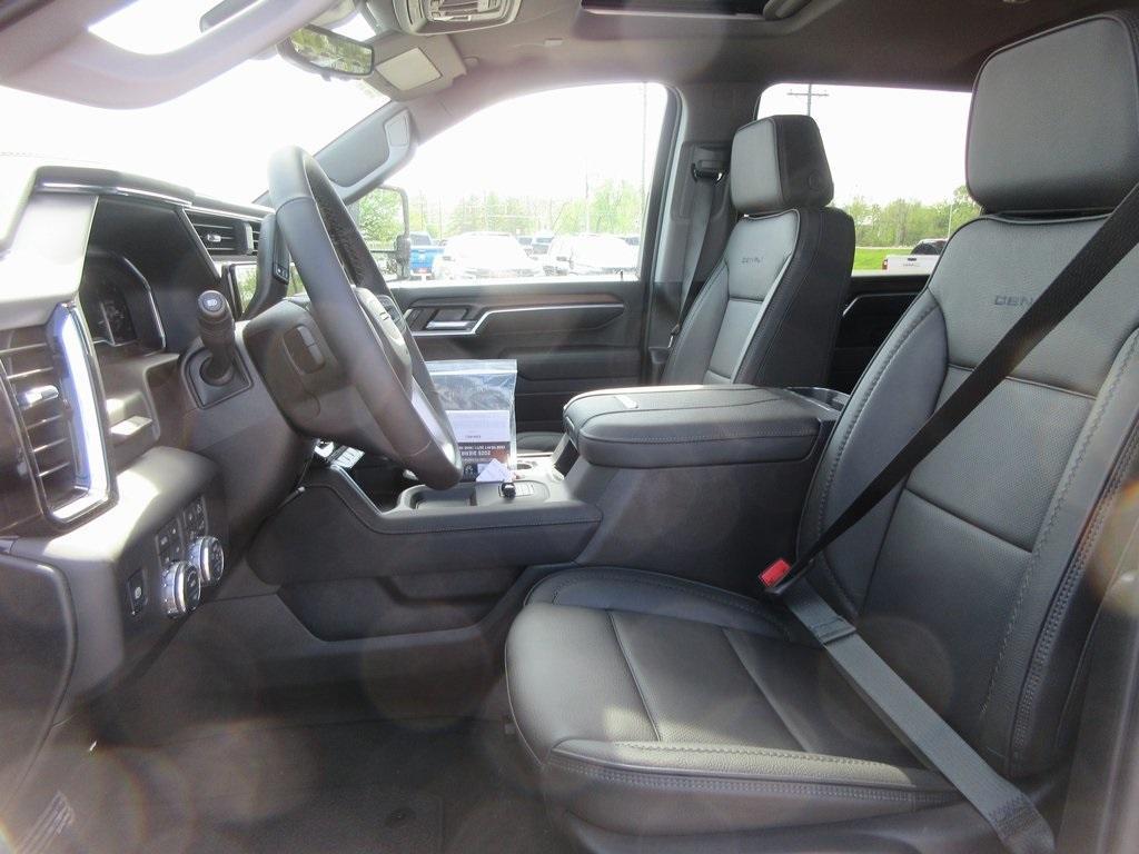 new 2025 GMC Sierra 3500 car, priced at $87,687