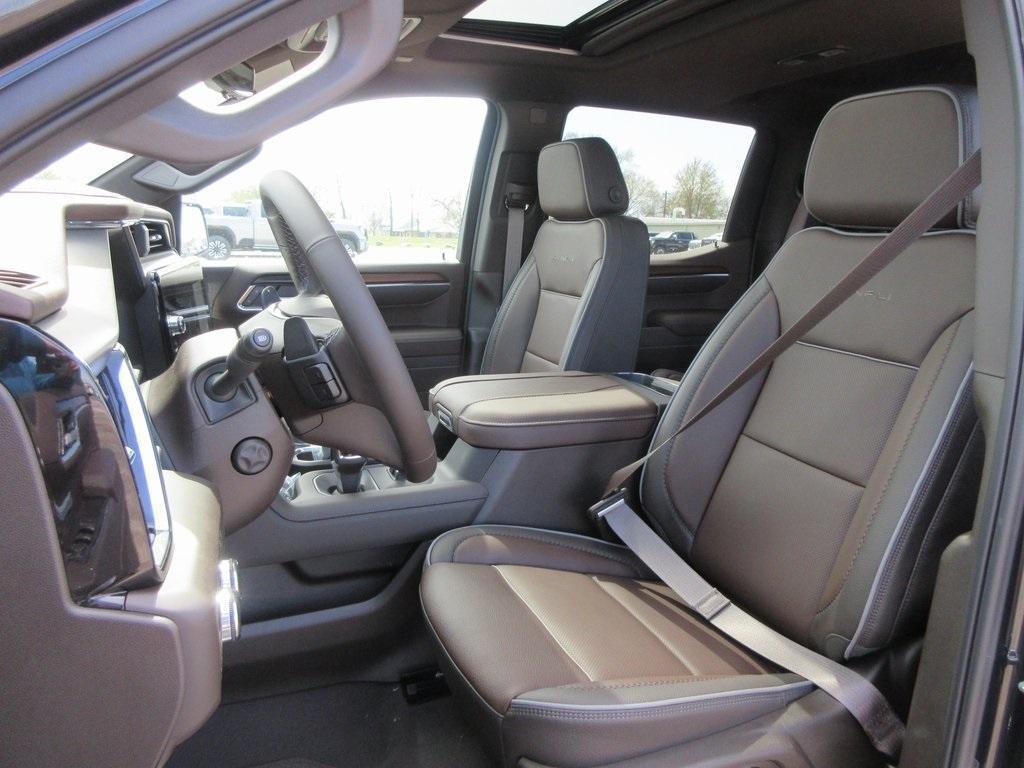new 2025 GMC Sierra 1500 car, priced at $70,859