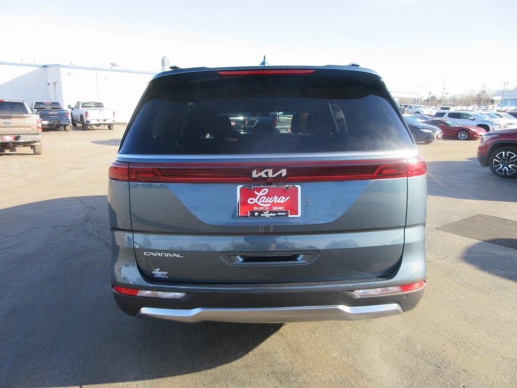 used 2024 Kia Carnival car, priced at $40,995