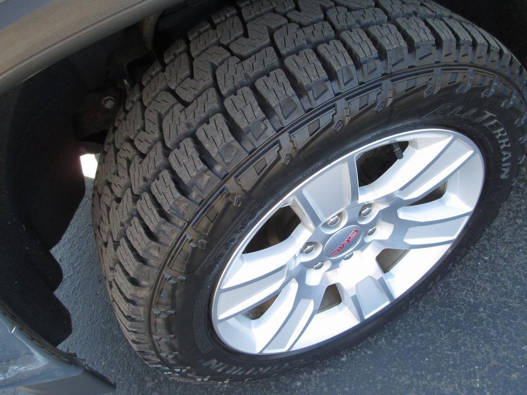 used 2018 GMC Sierra 1500 car, priced at $23,995