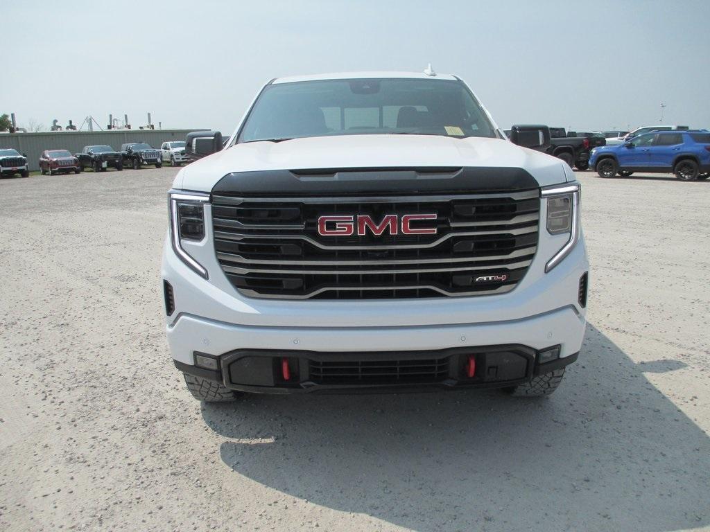 new 2025 GMC Sierra 1500 car, priced at $65,049