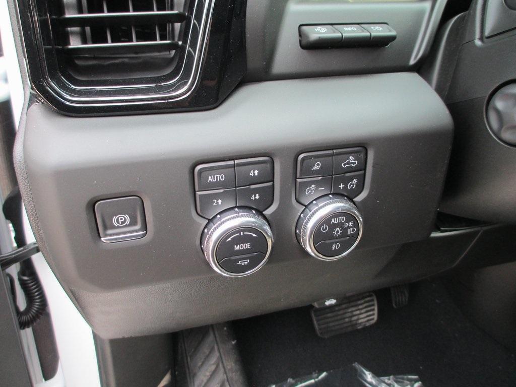 new 2025 GMC Sierra 1500 car, priced at $65,049