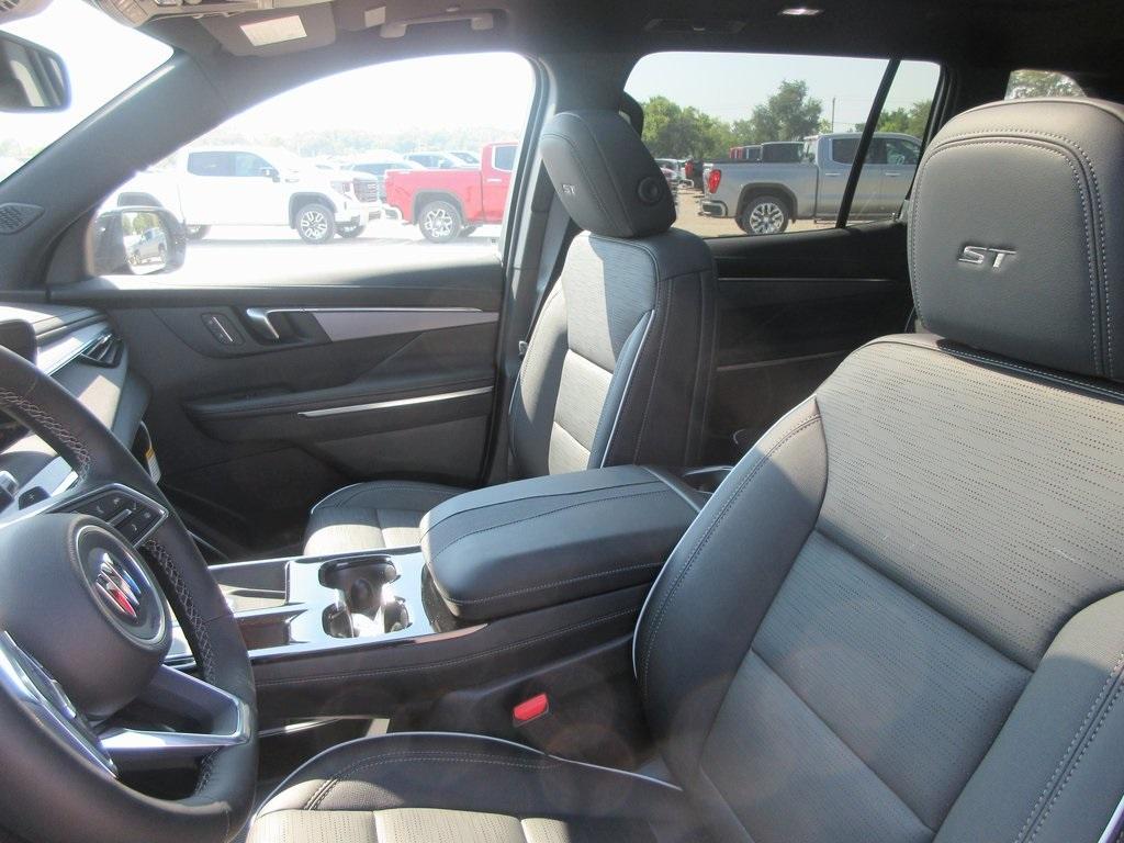 new 2025 Buick Enclave car, priced at $47,492