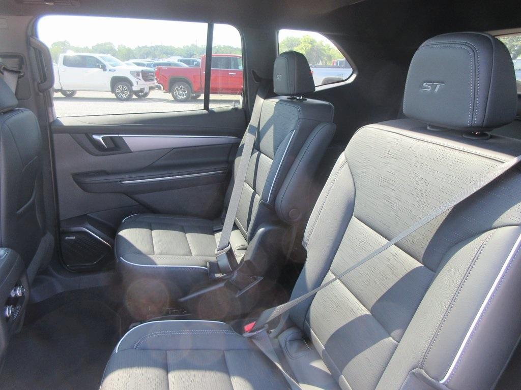 new 2025 Buick Enclave car, priced at $47,492