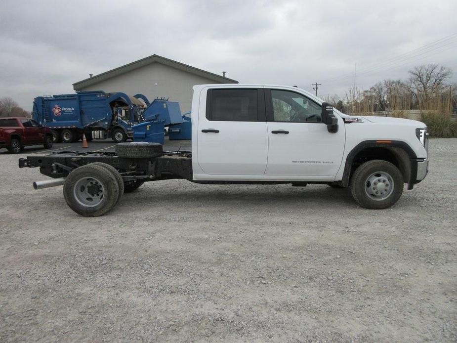 new 2025 GMC Sierra 3500 car, priced at $64,544