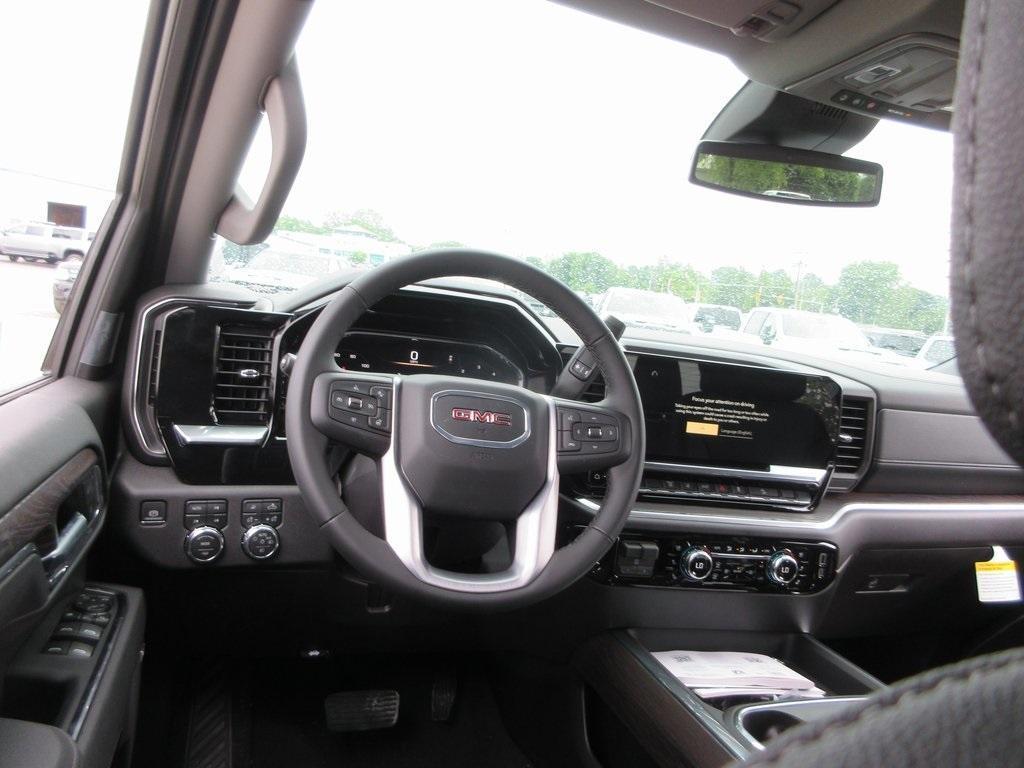 new 2025 GMC Sierra 3500 car, priced at $75,781