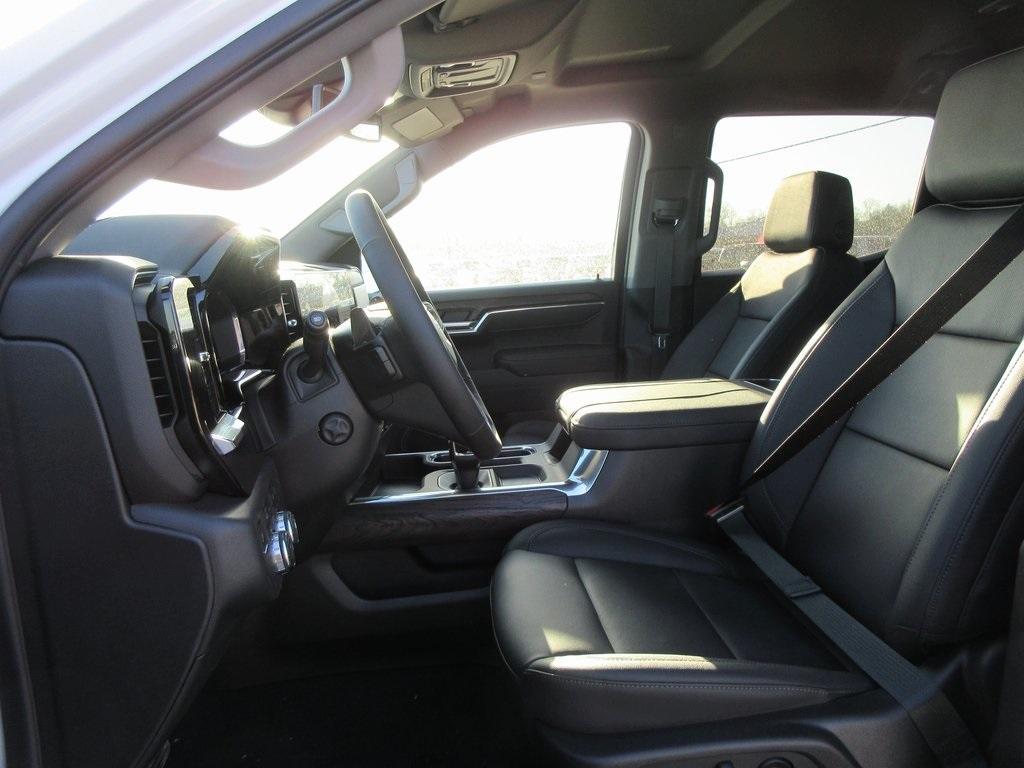 new 2025 GMC Sierra 1500 car