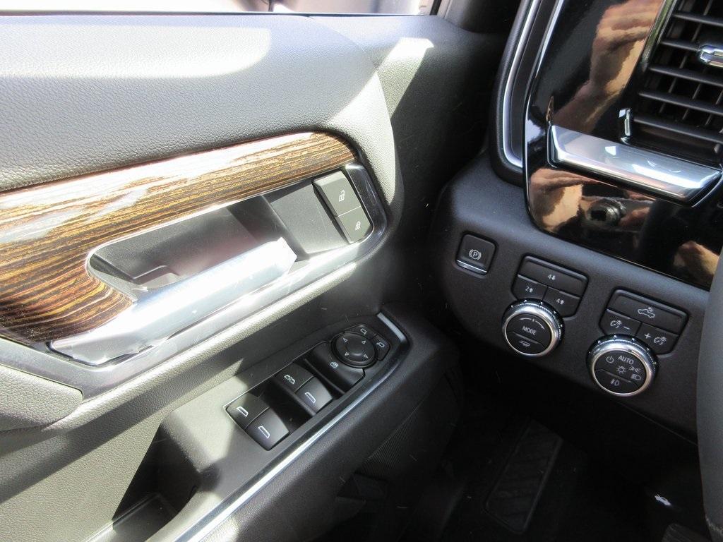 new 2025 GMC Sierra 3500 car, priced at $58,443