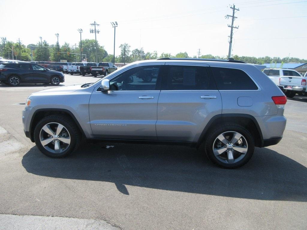 used 2015 Jeep Grand Cherokee car, priced at $11,995