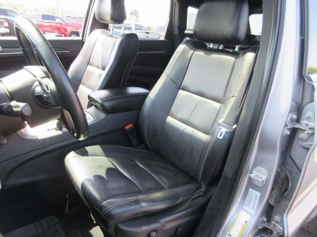 used 2015 Jeep Grand Cherokee car, priced at $11,995