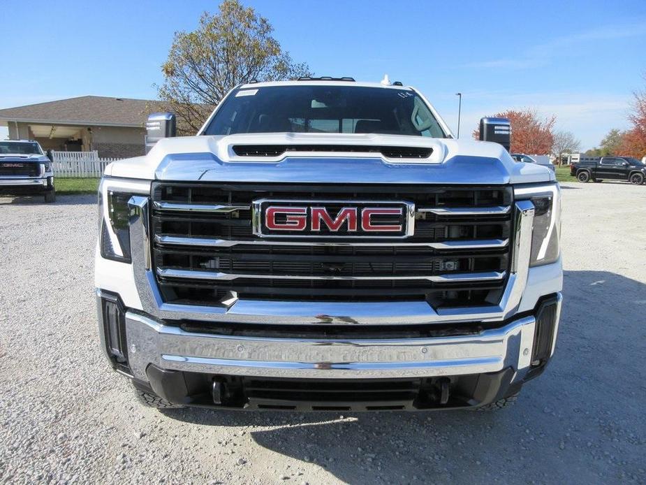 new 2025 GMC Sierra 2500 car, priced at $78,091