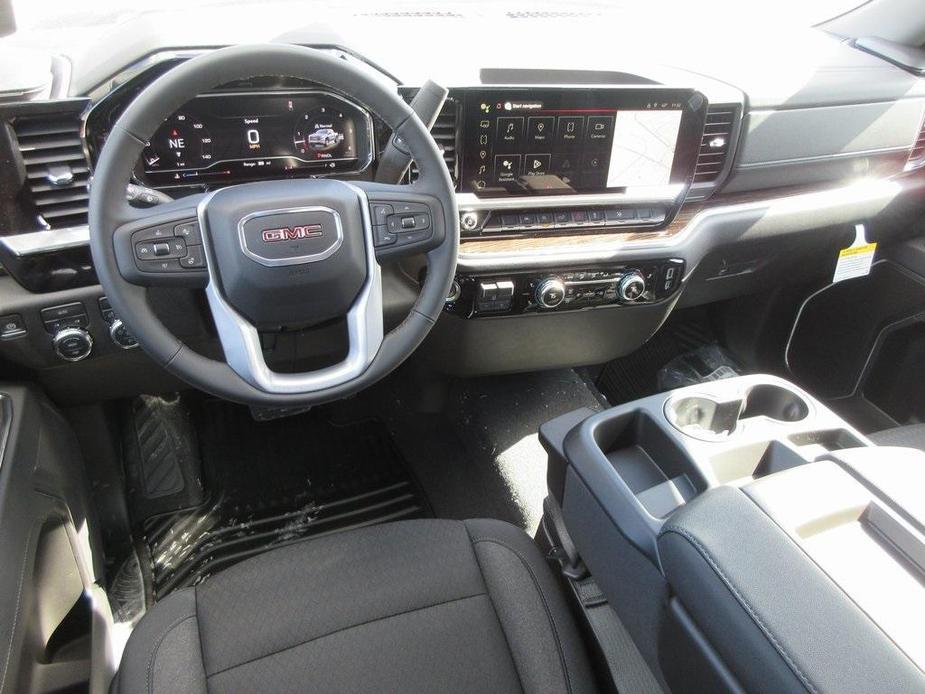 new 2025 GMC Sierra 1500 car, priced at $55,024