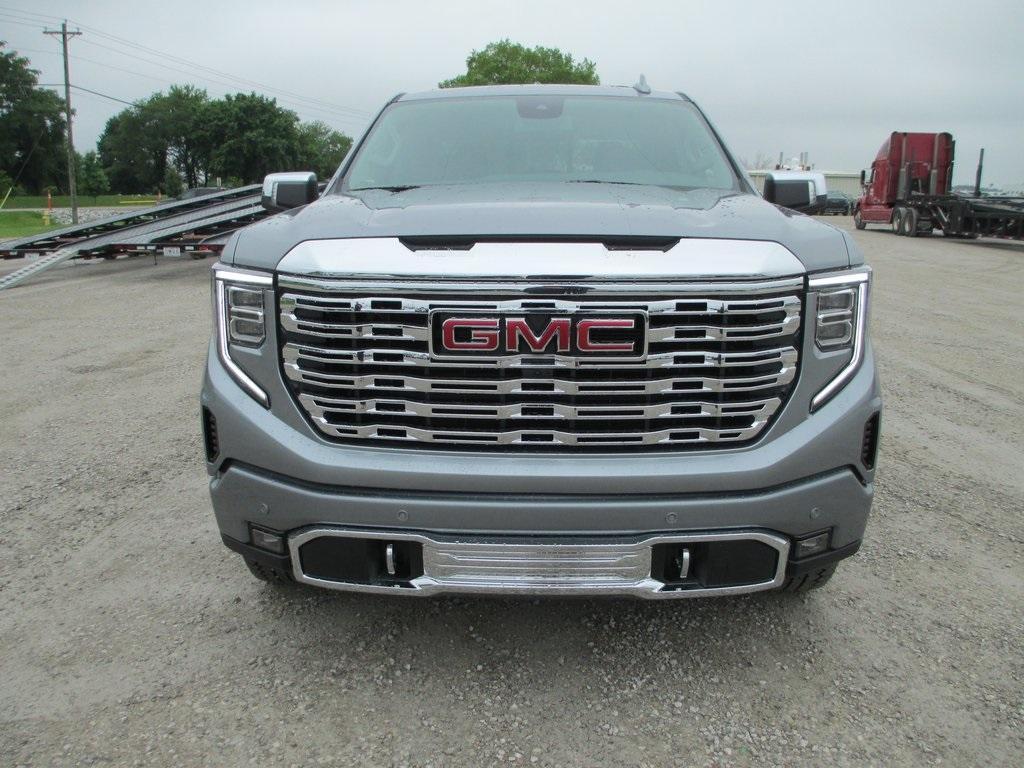 new 2025 GMC Sierra 1500 car, priced at $64,195