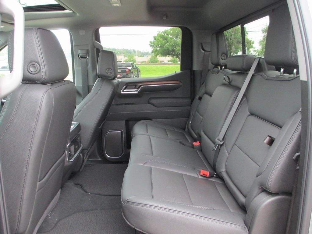 new 2025 GMC Sierra 1500 car, priced at $64,195