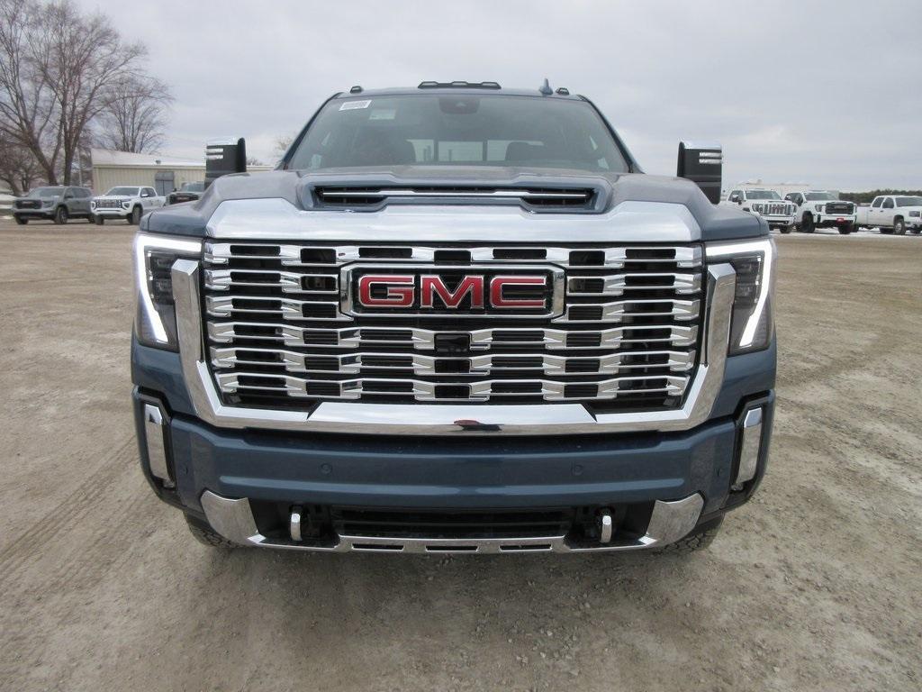 new 2025 GMC Sierra 3500 car, priced at $84,294