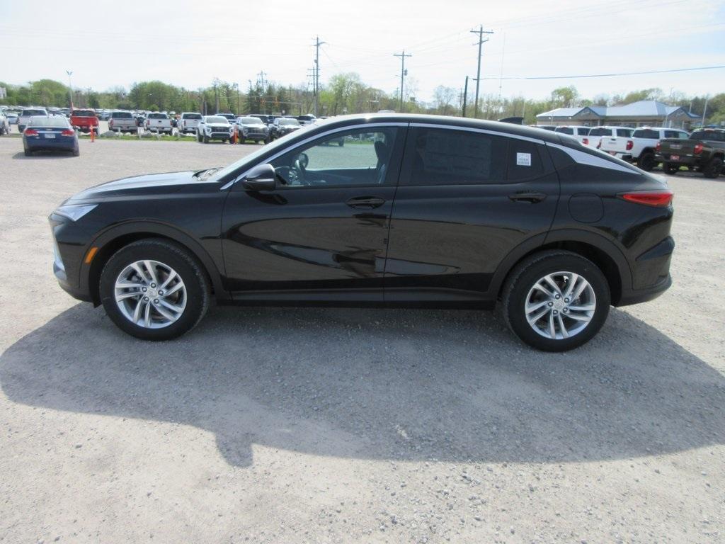 new 2025 Buick Envista car