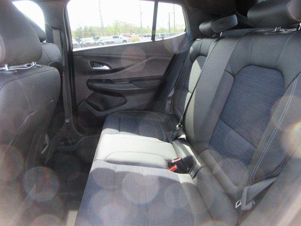 new 2025 Buick Envista car