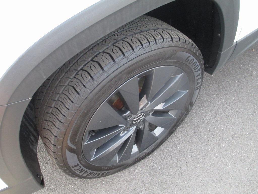 used 2022 Volkswagen Taos car, priced at $16,495