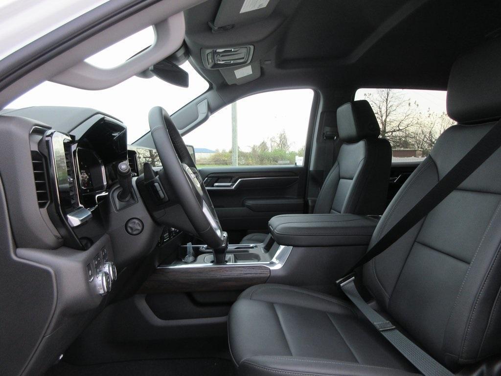 new 2025 GMC Sierra 1500 car, priced at $53,969