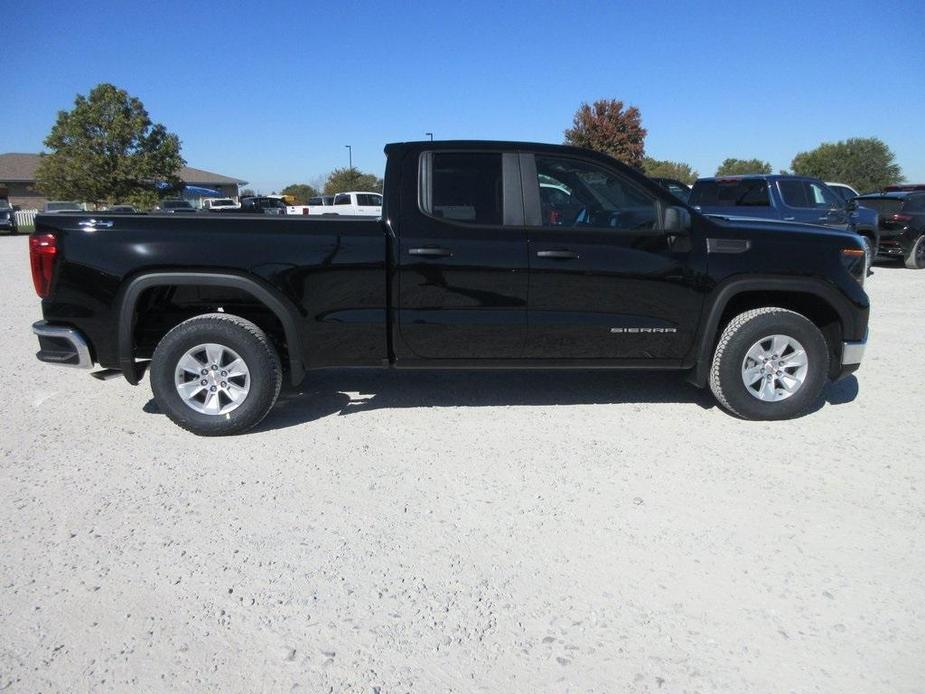 new 2025 GMC Sierra 1500 car, priced at $46,250