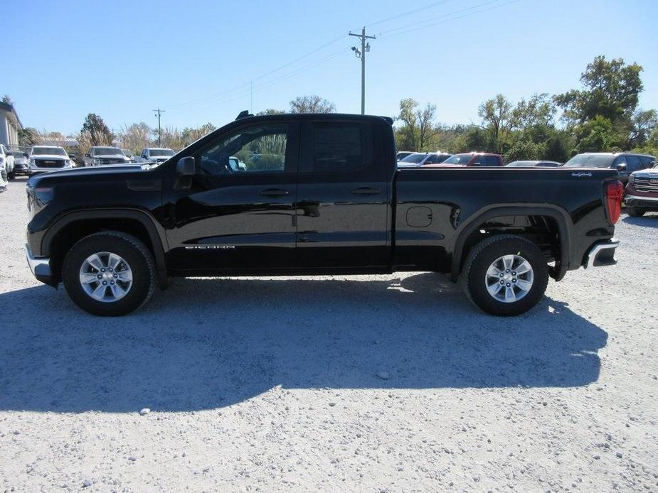 new 2025 GMC Sierra 1500 car, priced at $46,250