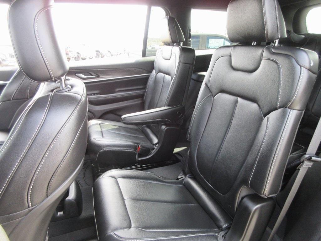 used 2024 Jeep Grand Cherokee L car, priced at $39,995