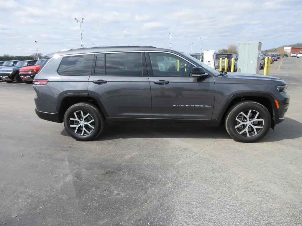 used 2024 Jeep Grand Cherokee L car, priced at $39,995