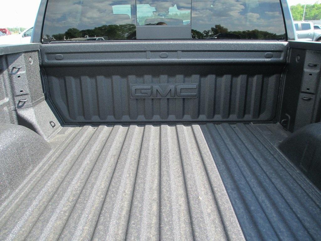 new 2025 GMC Sierra 1500 car, priced at $65,487