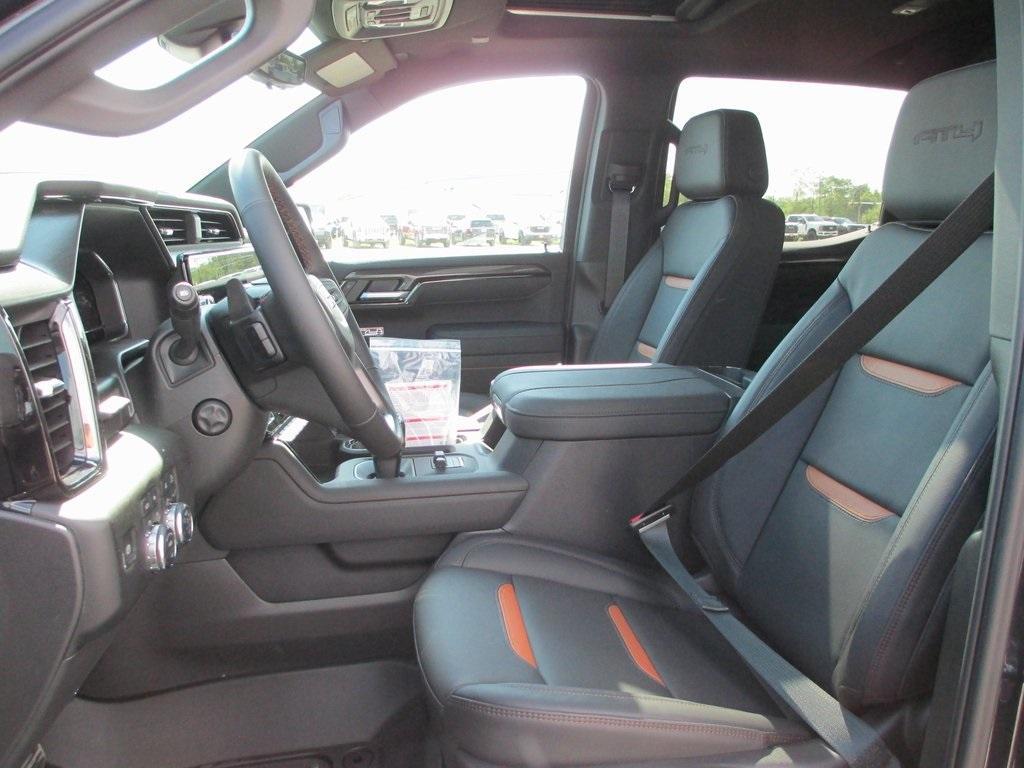 new 2025 GMC Sierra 1500 car, priced at $65,487