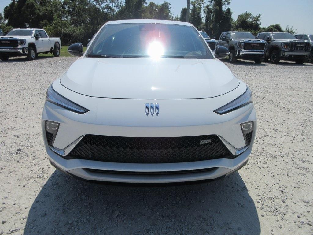 new 2025 Buick Envista car